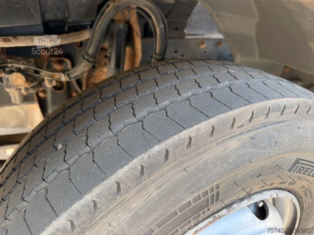 Driezijdige kipper bestelwagen MERCEDES-BENZ ATEGO 815 * MEILLER KIPPER * WENIG KM * 1. HAND