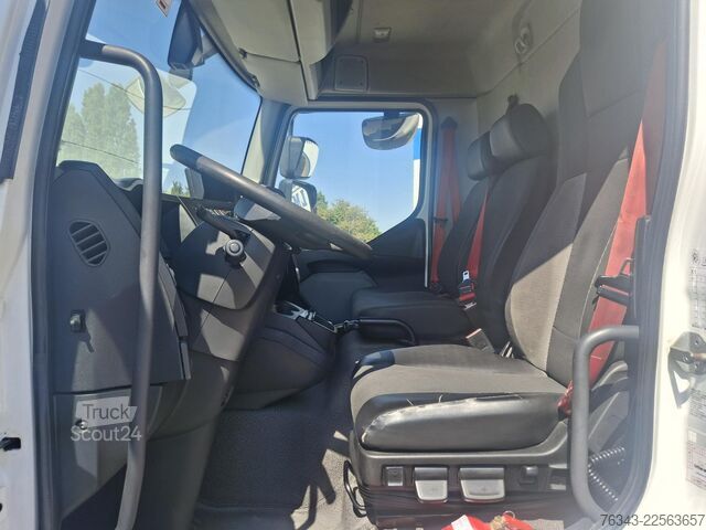 Flaklastbil med kapell RENAULT D12-240 - E6