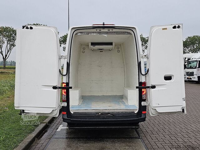 Aukstuma furgons VW CRAFTER 35 2.0 Bi-Temp koeling EUR6