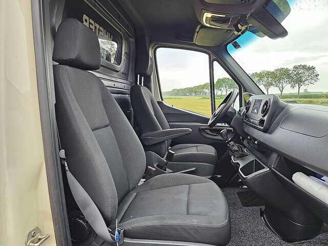 Station wagon con tetto alto MERCEDES-BENZ SPRINTER 311 L2H2 RWD Mbux Airco!