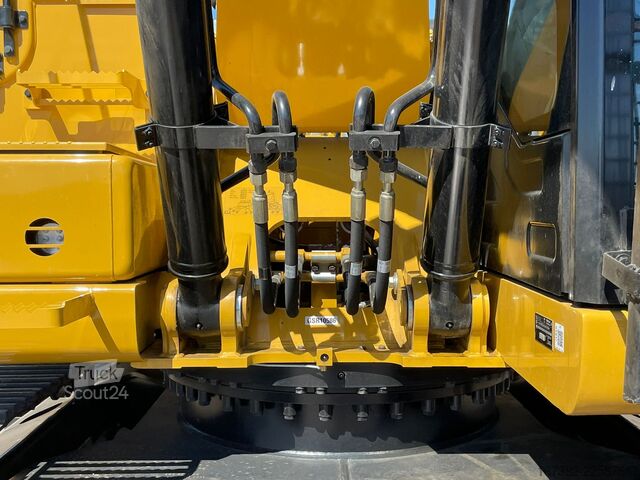 Bæltegraver Caterpillar 323D3