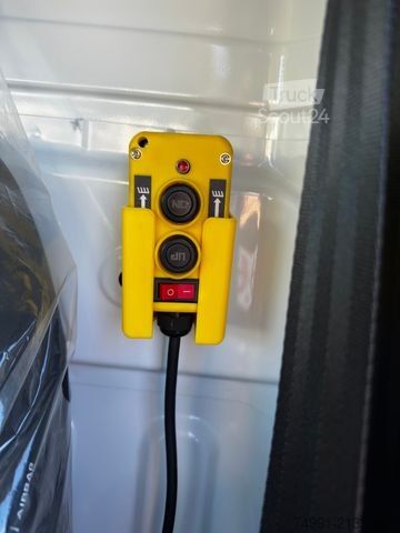 Savitarnos furgonas MAXUS Deliver 9 Chassis L3 Kipper AHK 147Ps