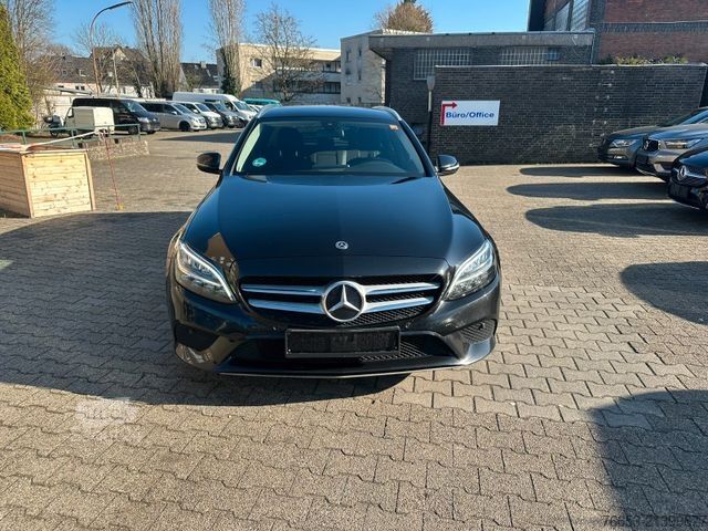 Minibusz MERCEDES-BENZ C 200 Kombi 110kw Autom. Avantg*LED*NAVI*Kamera