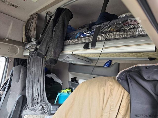 Volume tractor unit DAF XF 460 SSC LL Standklima, Euro 6