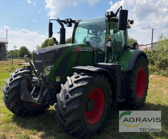 Tractor Fendt 724 VARIO S4