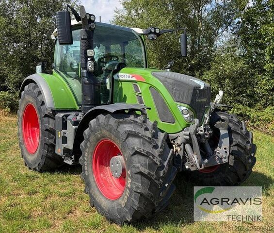 Tractor Fendt 724 VARIO S4