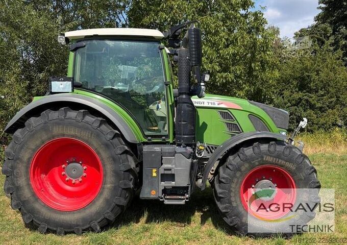 Tractor Fendt 724 VARIO S4