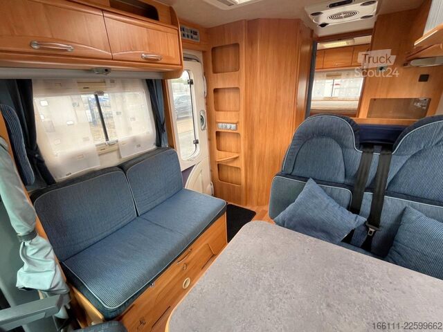 Poluintegrisani kamper ADRIA 670 SP - Festbett - Garage - 2 x Klima