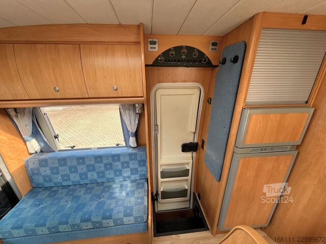 Poluintegrisani kamper HOBBY 750 GLE - Einzelbetten - Sat/TV - Solar - Klima