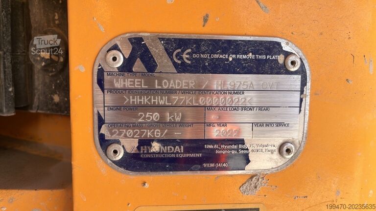 Kerekes rakodó Hyundai HL975A CVT