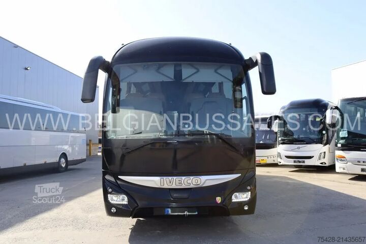 Touringcar Iveco MAGELYS PRO