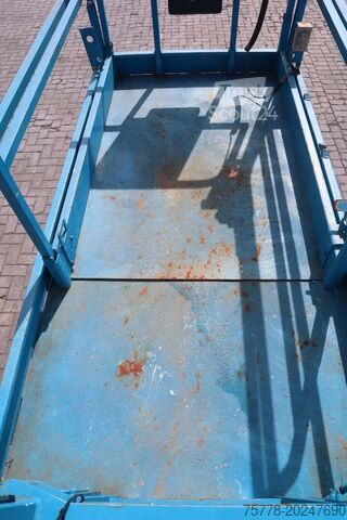 Elevador de tijera Genie GS-2646 | 10 METER | 454 KG