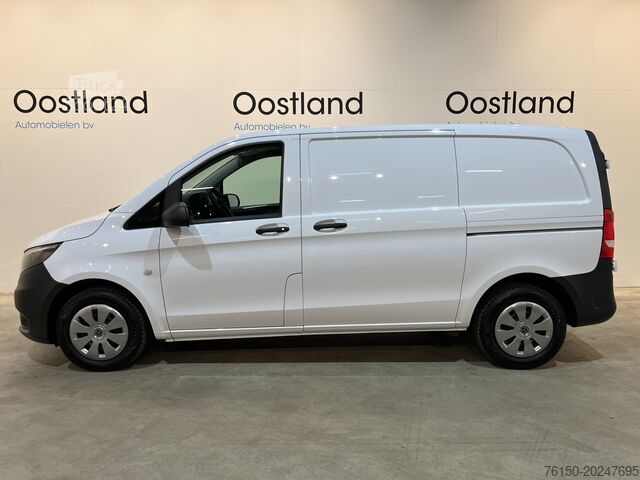 Tovornjak z zabojnikom Mercedes-Benz Vito 116 CDI RWD Servicebus / Bott Inrichting /...