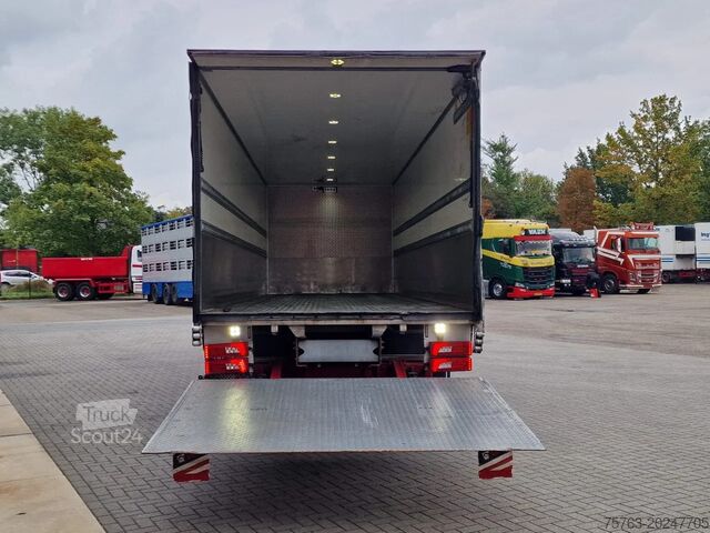 Maleta Scania P280 6x2*4 - Box - Loadlift - Low KM - Steering...