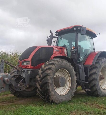 Traktor Valtra S352
