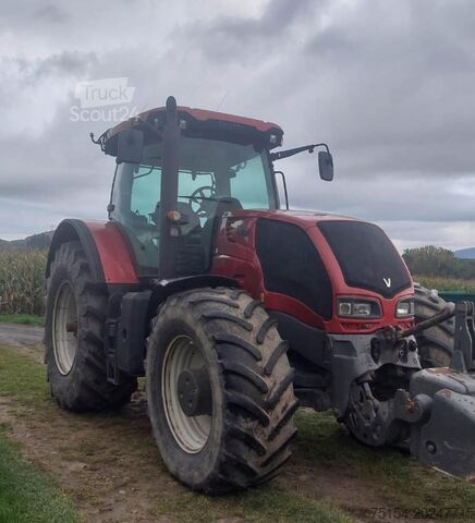 Tractor Valtra S352