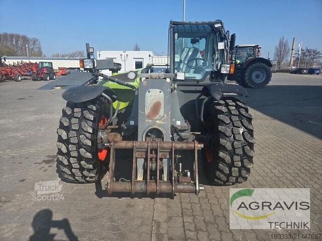 Teleskopski nakladalnik Claas SCORPION 7040