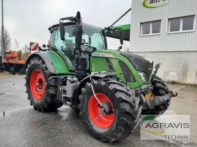 Traktor Fendt 724 VARIO S4 Profi Plus