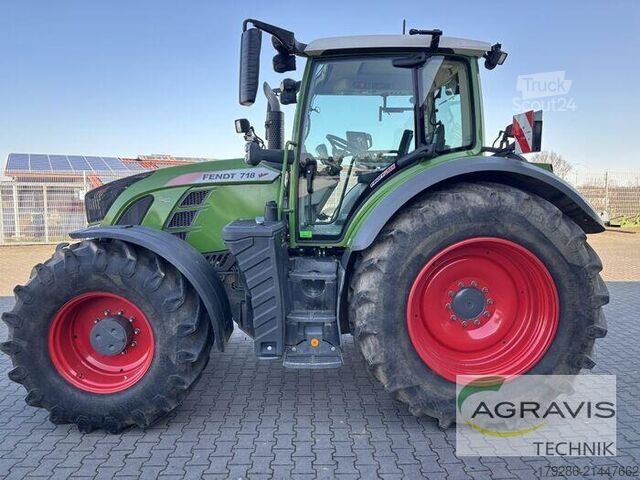 Traktor Fendt 718 VARIO S4