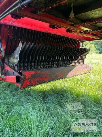 Samonakladalna prikolica Pöttinger EUROPROFI III