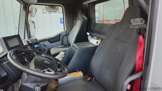 Skip truck Renault Gamme C 450