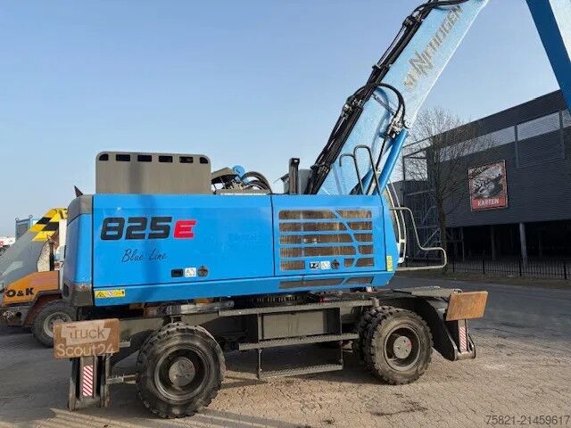 Μηχανή χειρισμού υλικών Sennebogen 825E