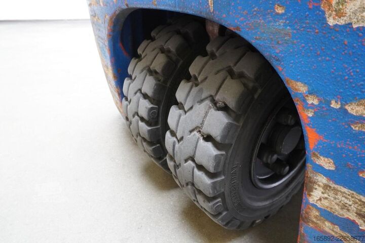 Targonca Linde E 16 H EVO 386-02
