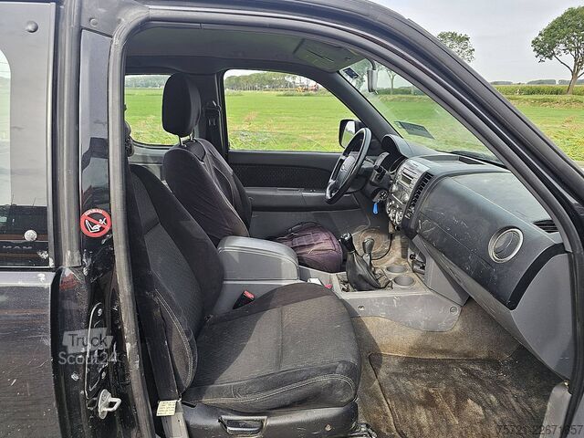 Prevzemnik FORD RANGER 2.5TDCi Wildtrak SC