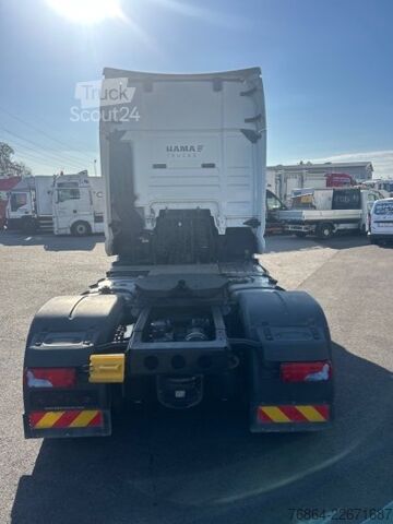 Standardni vlačilec MAN TGX 18.520 BLS, XL, EURO 6, INTARDER, SCHUBBODENHYDRAULIK