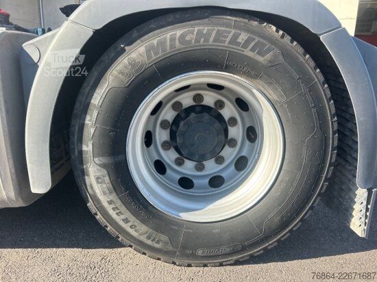 Standardni vlačilec MAN TGX 18.520 BLS, XL, EURO 6, INTARDER, SCHUBBODENHYDRAULIK