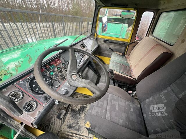 Ανατρεπόμενο Renault Turbo 6x4