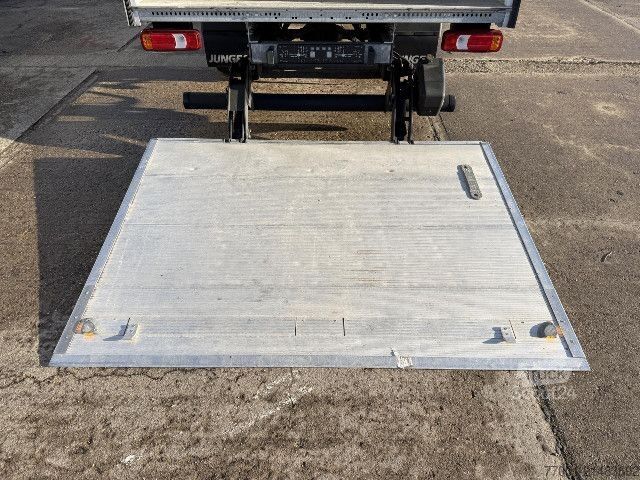 Furgon skrzyniowy IVECO 35C16H Klima, Radio, Garantie