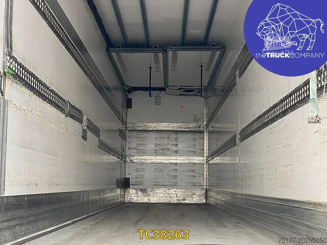 Transport refrigerat/congelat Volvo FM 330
