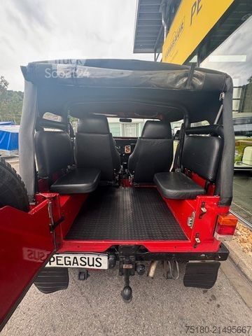 Pick-up MAHINDRA CL 340 Kaminski Geländewagen Oldtimer 4WD PKW