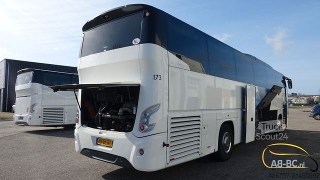 Motor coach VDL FUTURA FHD2-129/370 55 Sitze EURO 6