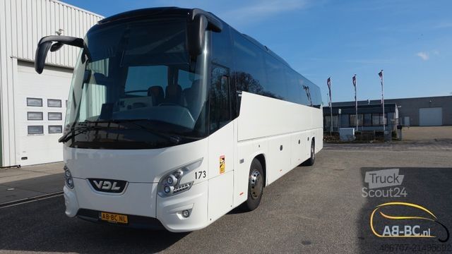 Motor coach VDL FUTURA FHD2-129/370 55 Sitze EURO 6
