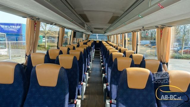 Motor coach VDL FUTURA FHD2-129/370 55 Sitze EURO 6