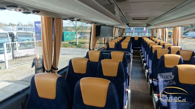 Motor coach VDL FUTURA FHD2-129/370 55 Sitze EURO 6