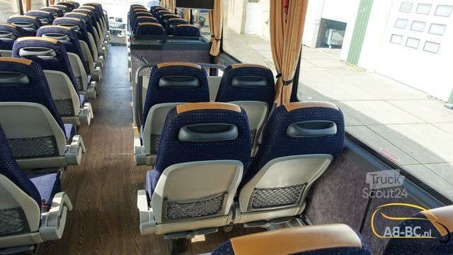 Motor coach VDL FUTURA FHD2-129/370 55 Sitze EURO 6
