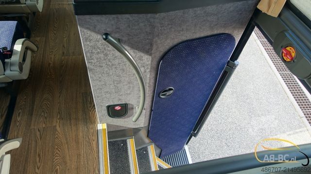 Motor coach VDL FUTURA FHD2-129/370 55 Sitze EURO 6