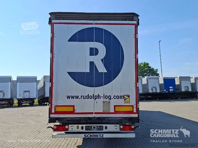 Otevřený návěs s plachtou Schmitz Cargobull Curtainsider Coil Getränke
