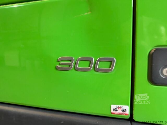 Vehículo de recogida de basuras Volvo FM 300 6x2 GARBAGE TRUCK / MULLWAGEN / BOM POUB...