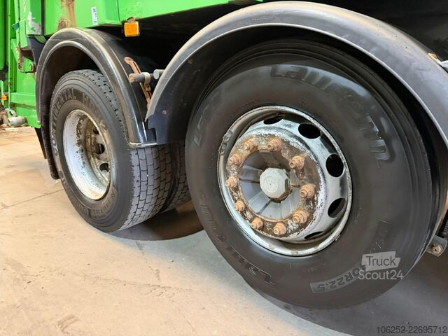 Vehículo de recogida de basuras Volvo FM 300 6x2 GARBAGE TRUCK / MULLWAGEN / BOM POUB...