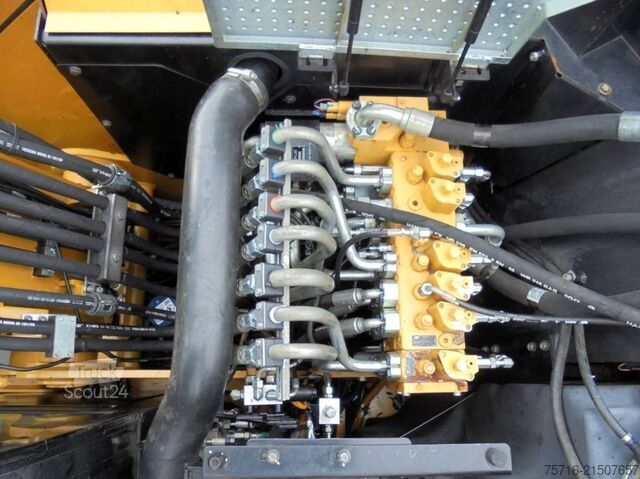 Колесен багер Caterpillar M 317 F