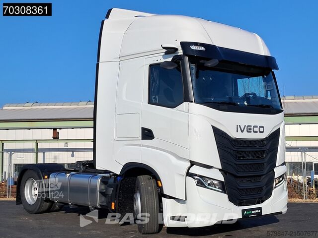 Standard-SZM Iveco S-Way 500 4X2 NEW! HPEB ACC Navi Mirrorcams Euro 6