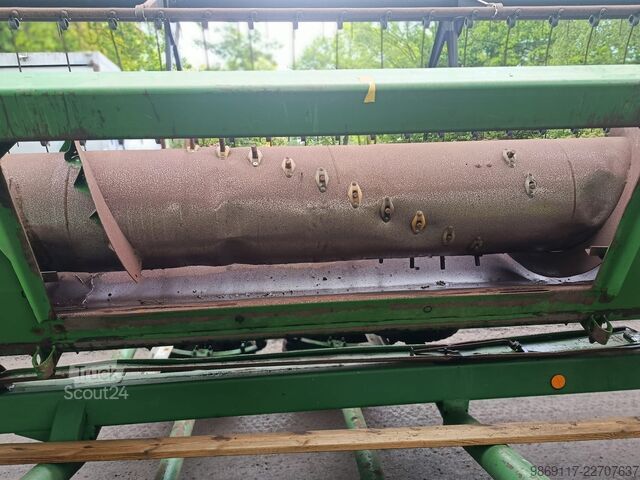 Combina de recoltat John Deere 2266