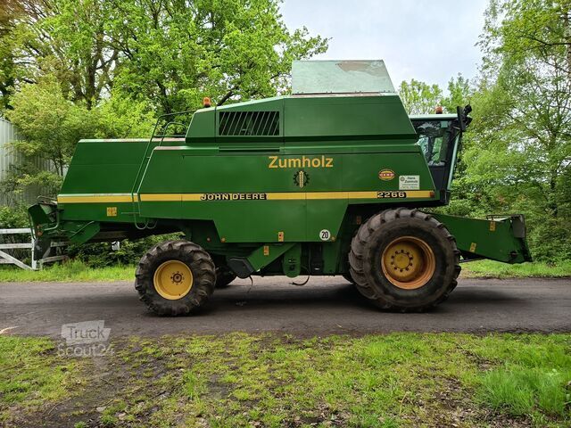 Combina de recoltat John Deere 2266