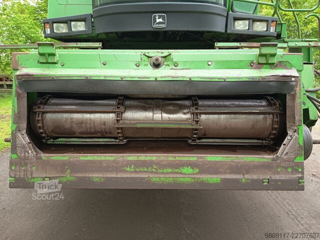 Combina de recoltat John Deere 2266
