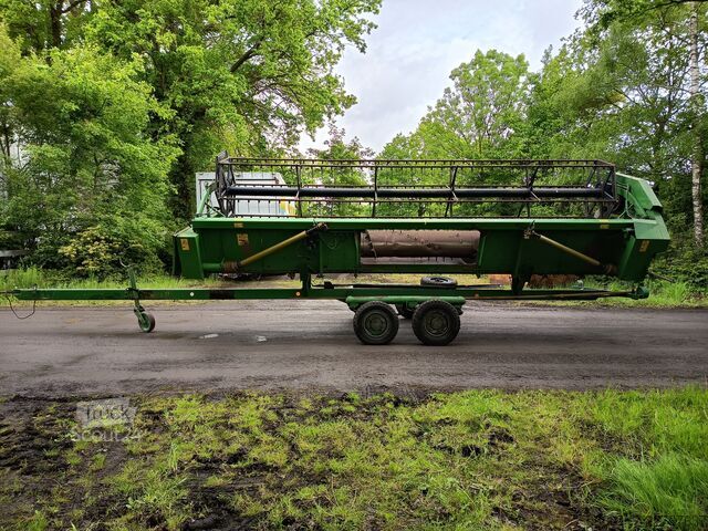 Combina de recoltat John Deere 2266