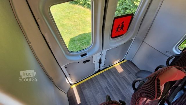 Мікроавтобус IVECO Daily C35 M1 9 Sitzer sauberes Fahrzeug